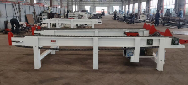 20251201193301_156_164 Automatic log feeding machine