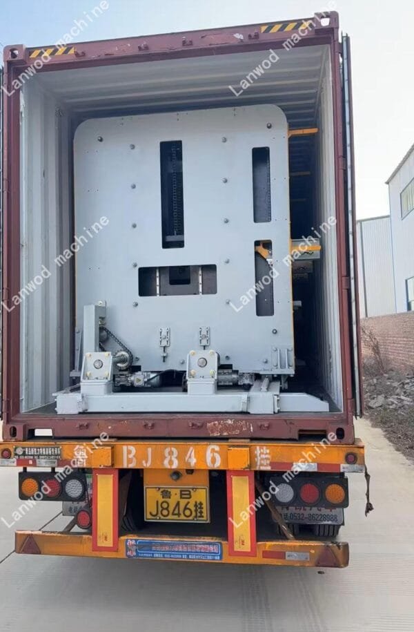 Paternoster stacker for timber